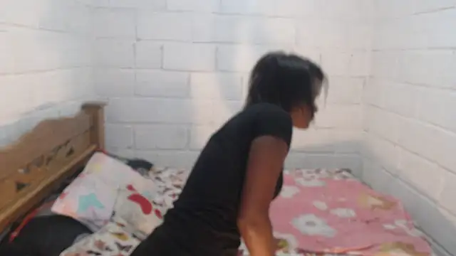 sexyjustin202 online show from January 1, 2025, 5:01 am