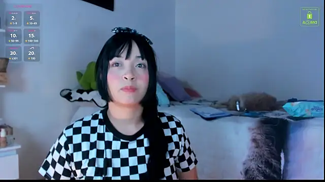 miaa-lee online show from October 28, 2025, 2:26 am