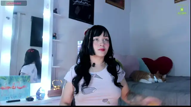 miaa-lee online show from November 26, 2025, 12:55 am