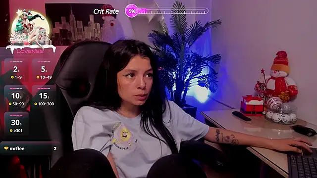 Meghan320 online show from December 19, 2024, 5:40 pm