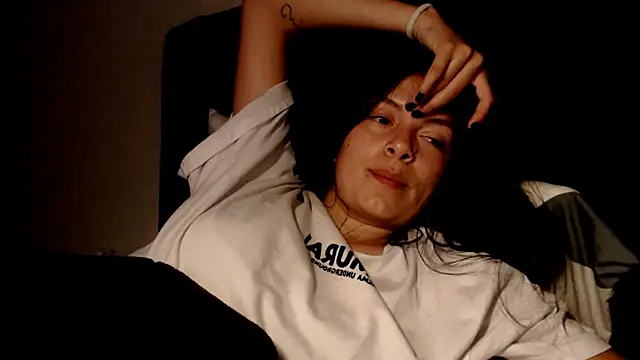 Meghan320 online show from January 15, 2025, 4:57 am