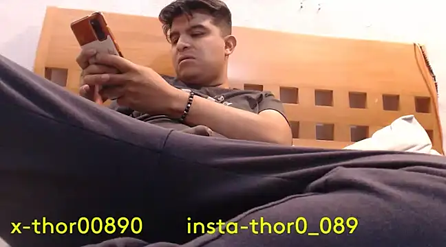 Snapshot of thor000089 chatting on December 6, 2024, 4:58 am thor000089 online show from December 6, 2024, 4:58 am
