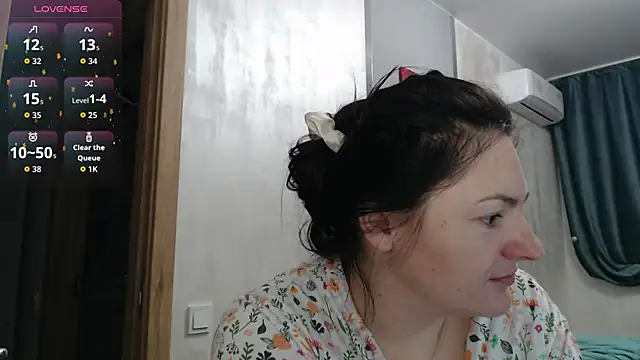 Stacy Davice online show from November 9, 2025, 7:12 pm