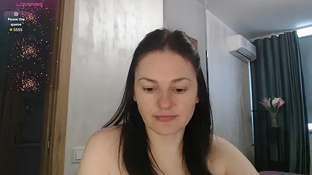 Stacy Davice online show from April 10, 2026, 11:26 am