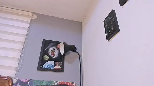 Snapshot of damn_fox chatting on March 22, 2025, 10:26 pm damn fox online show from March 22, 2025, 10:26 pm