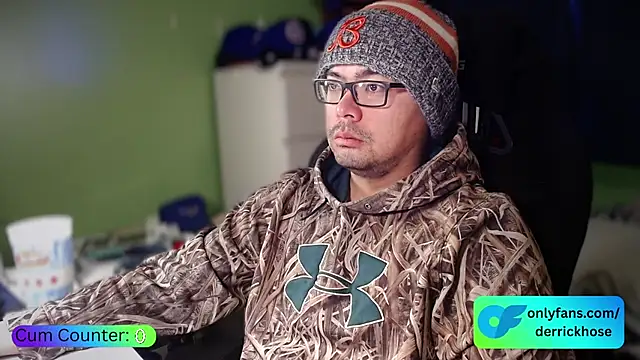 DerrickHose online show from November 18, 2025, 4:33 pm