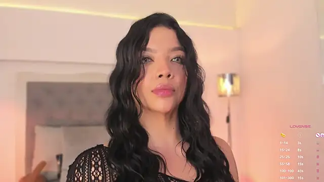 sarah hiill online show from January 18, 2025, 10:49 pm