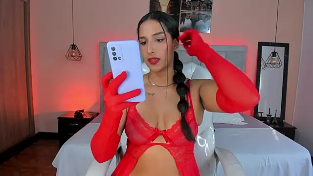 Snapshot of Stefhanyblow chatting on December 2, 2024, 9:28 pm Stefhanyblow online show from December 2, 2024, 9:28 pm