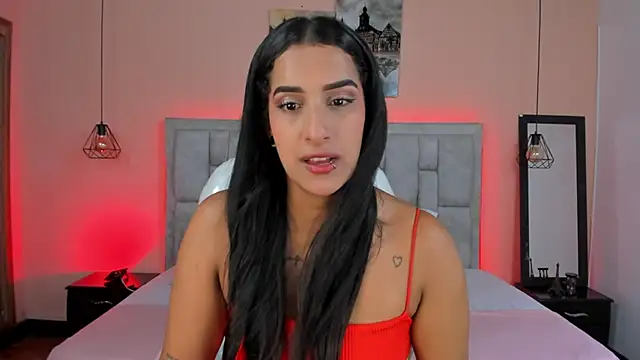 Snapshot of Stefhanyblow chatting on December 11, 2024, 9:55 pm Stefhanyblow online show from December 11, 2024, 9:55 pm