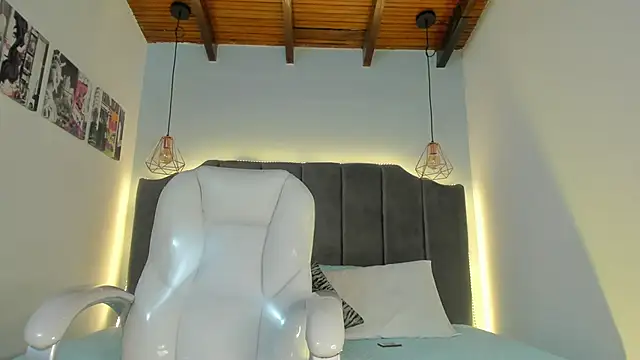 Snapshot of Stefhanyblow chatting on February 23, 2025, 7:22 am Stefhanyblow online show from February 23, 2025, 7:22 am