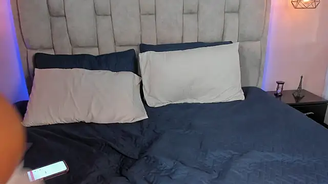 Snapshot of Stefhanyblow chatting on November 7, 2025, 5:51 am Stefhanyblow online show from November 7, 2025, 5:51 am