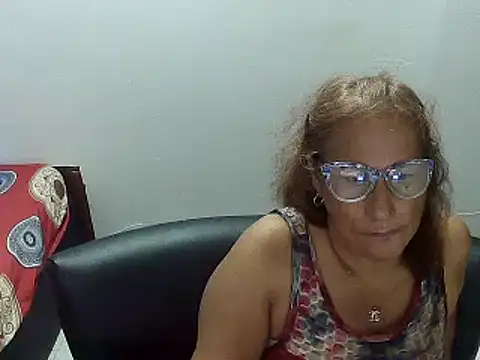 charrysexy1 online show from December 11, 2024, 10:06 pm