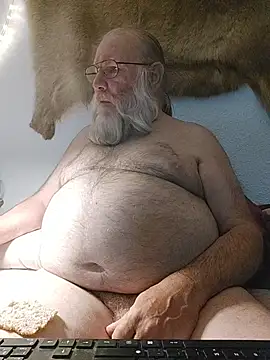 Snapshot of SexySantaC chatting on May 16, 2026, 9:24 pm SexySantaC online show from May 16, 2026, 9:24 pm