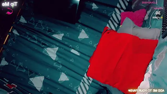 Snapshot of CharlotteBigCock chatting on October 31, 2025, 2:51 pm CharlotteBigCock online show from October 31, 2025, 2:51 pm