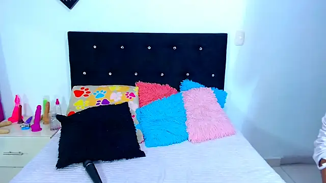 Jenng18 online show from November 30, 2025, 5:00 am