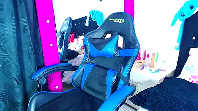 Jenng18 online show from February 17, 2026, 3:36 am