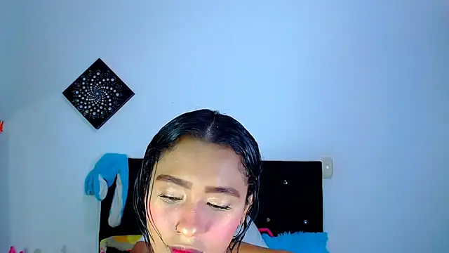 Jenng18 online show from April 18, 2026, 4:33 pm