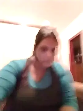 NWC4LYF online show from September 17, 2025, 10:11 pm