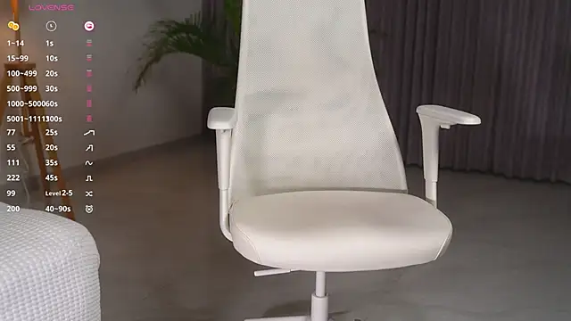 Snapshot of Vivian_cb chatting on February 1, 2025, 12:05 pm Vivian cb online show from February 1, 2025, 12:05 pm