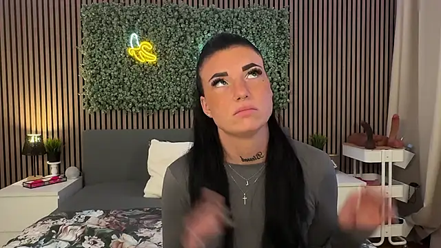 Snapshot of LizaRoxx chatting on November 5, 2025, 10:59 am LizaRoxx online show from November 5, 2025, 10:59 am