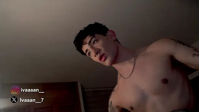 ivaaaan  online show from December 14, 2024, 9:24 pm