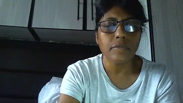 MsAttitude online show from December 4, 2024, 9:29 am