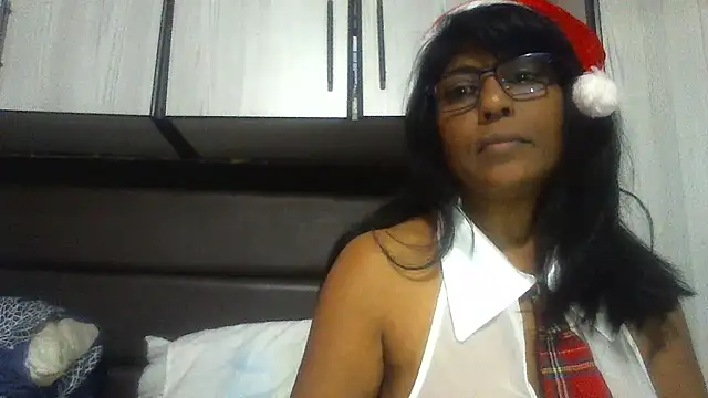 MsAttitude online show from December 24, 2024, 3:58 pm