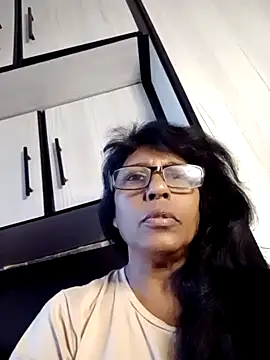 Snapshot of MsAttitude chatting on June 23, 2026, 6:44 am MsAttitude online show from June 23, 2026, 6:44 am