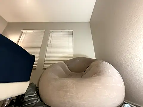 Ryan Garcia  online show from October 18, 2025, 3:53 am