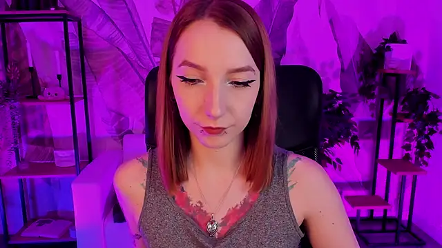 PrettyReckess online show from January 22, 2025, 7:46 am