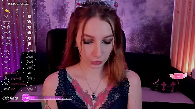 PrettyReckess online show from March 10, 2025, 5:39 pm