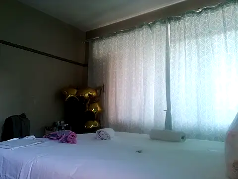 Snapshot of Charlie-Crawford chatting on October 2, 2025, 5:03 am Charlie-Crawford online show from October 2, 2025, 5:03 am