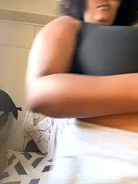 Snapshot of Charlie-Crawford chatting on November 8, 2025, 6:35 am Charlie-Crawford online show from November 8, 2025, 6:35 am