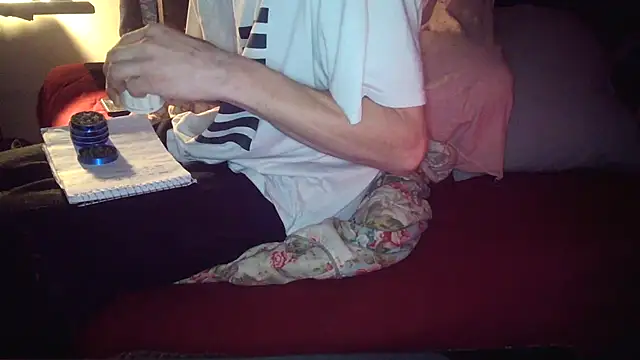 xxxTony999 online show from December 13, 2024, 5:38 am