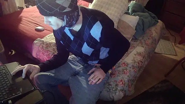 xxxTony999 online show from February 13, 2025, 9:27 pm