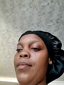 EbonyBuu online show from February 5, 2026, 9:58 am