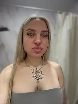 pinkstar  online show from April 9, 2026, 5:51 am