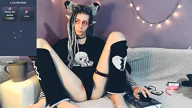 Littlepinkcat online show from March 2, 2025, 1:04 am