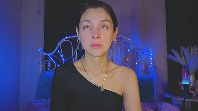 Funny Bunny online show from September 17, 2025, 11:17 pm