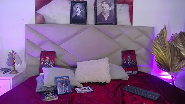 SabinaMerchetti online show from September 25, 2025, 2:59 am