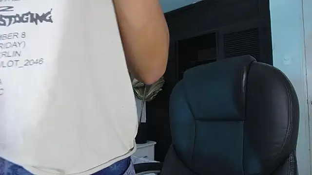 SabinaMerchetti online show from March 24, 2026, 12:59 am