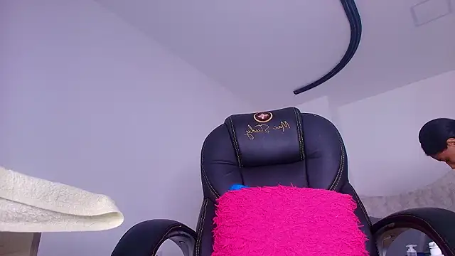 naomi kyse online show from March 6, 2026, 3:03 am