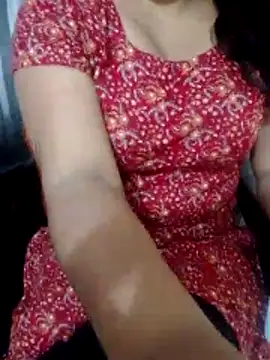 Snapshot of eirlys-pearl chatting on June 16, 2026, 2:09 pm eirlys-pearl online show from June 16, 2026, 2:09 pm