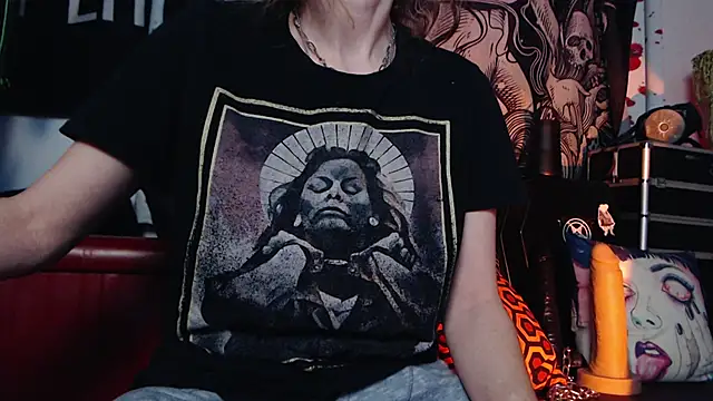 Silentmary online show from February 1, 2026, 1:42 pm