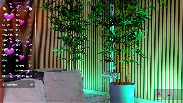 Snapshot of Avril_Cyrus chatting on December 30, 2024, 11:59 am Avril Cyrus online show from December 30, 2024, 11:59 am