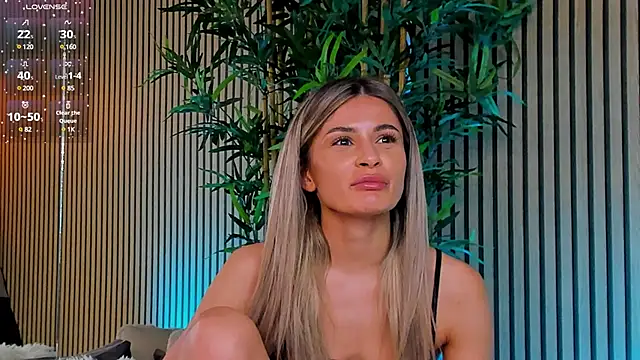 Snapshot of Avril_Cyrus chatting on February 27, 2025, 2:32 pm Avril Cyrus online show from February 27, 2025, 2:32 pm