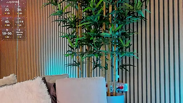 Snapshot of Avril_Cyrus chatting on February 28, 2025, 1:58 pm Avril Cyrus online show from February 28, 2025, 1:58 pm