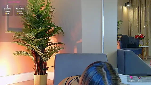 Snapshot of Avril_Cyrus chatting on September 17, 2025, 7:10 am Avril Cyrus online show from September 17, 2025, 7:10 am