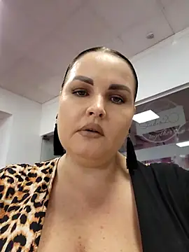 Snapshot of GeorgiaLerox chatting on November 24, 2025, 1:33 pm GeorgiaLerox online show from November 24, 2025, 1:33 pm