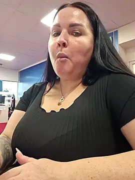 Snapshot of GeorgiaLerox chatting on January 11, 2026, 1:27 pm GeorgiaLerox online show from January 11, 2026, 1:27 pm